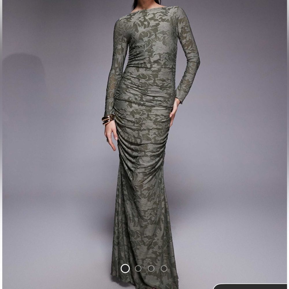 Mermaid Lace Dress - Picture 3 of 11